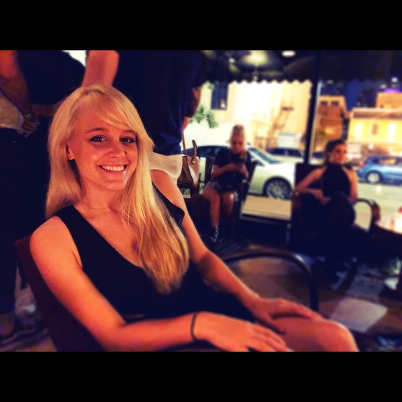 Meet your Posher, Molotov - Picture 6 of 7